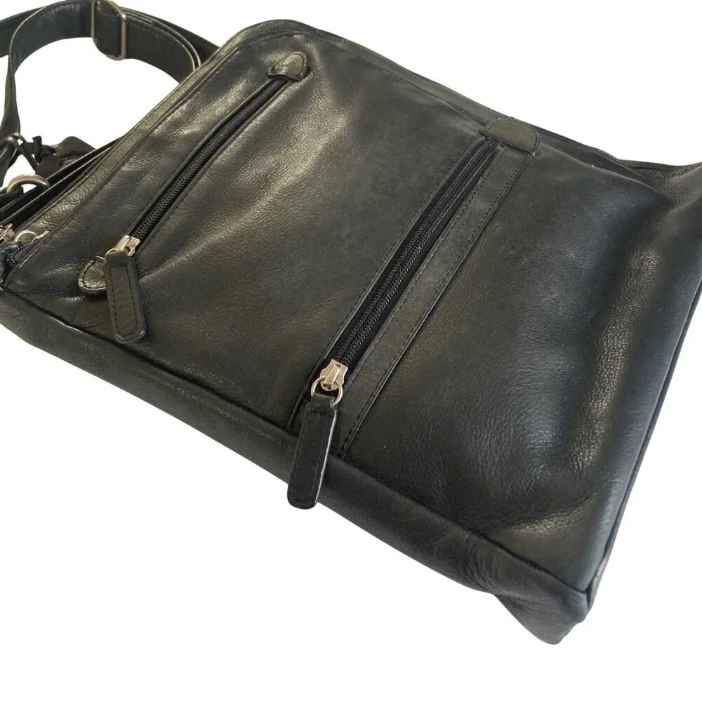 Levenger Black Leather Crossbody Laptop Tablet Bag Multiple Pockets Adj Strap